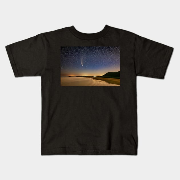 Comet NEOWISE, Rhossili Bay, Gower Kids T-Shirt by dasantillo